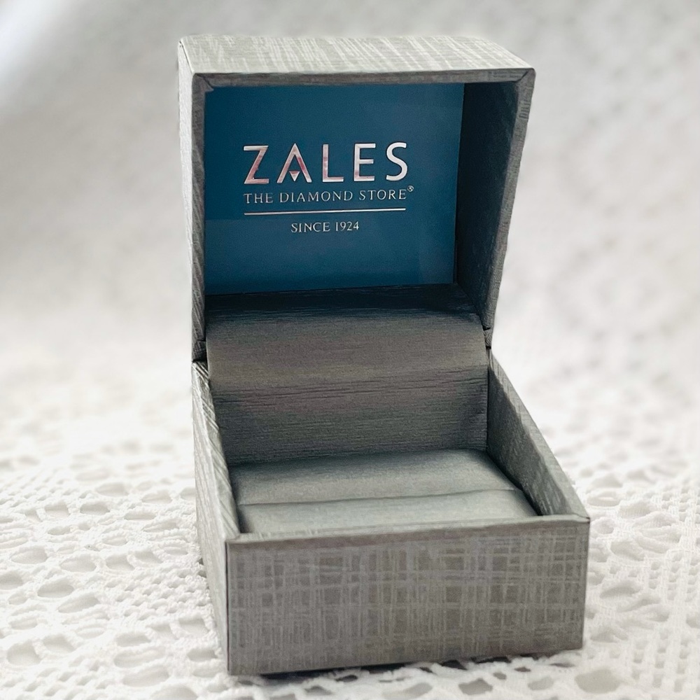 Zales Ring Box
